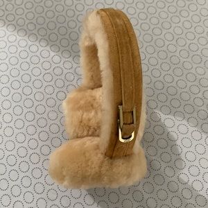 UGG earmuff